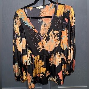 Entro - Bold Floral V-Neck Blouse